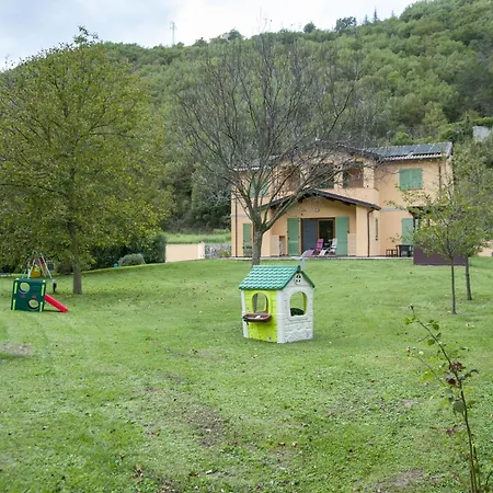 Holiday home Casarmando Foligno